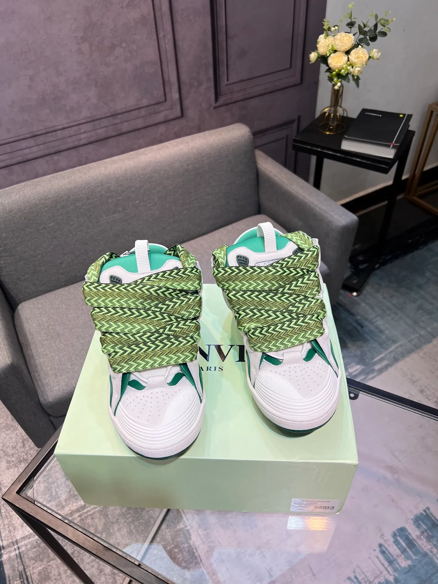 Men's men's shoes💰780 [LANVIN] Latest lace-up fashionable casual sneakers for couples High-quality CLAY couple series‼ ️ The latest trendy products of the season 🌈Many bloggers have planted grass and purchased the original open-mold customization. The upper and outsole are sewn with mark threads without edge sealing. Multiple material splicing combination design. Very versatile for fashionable and casual wear. Comfortable on the feet. Recommended for self-retention (upper cowhide + cow suede + breathable mesh) inner foot pad cowhide exclusive original open-mold clear logo rubber outsole ⚠️36-44 yards (45 custom-made)